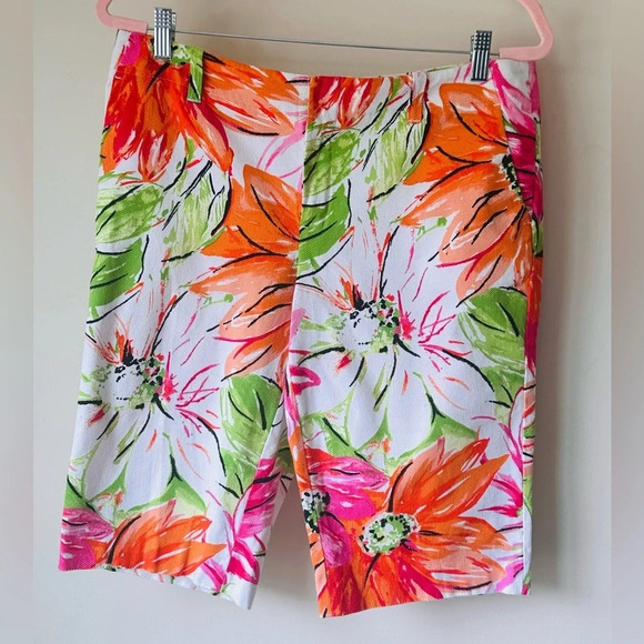 For the Republic Floral Shorts - Women’s Size 10 - Picture 3 of 13